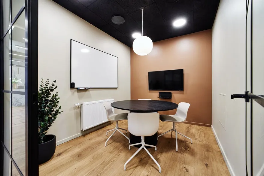 Studio - Office Space with Communal Facilities in Dynamic Environment