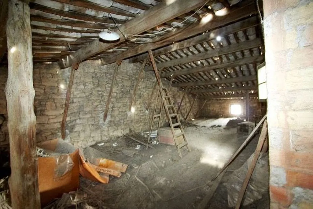 Toad - Terraced House with Private Patio in Tàrrega