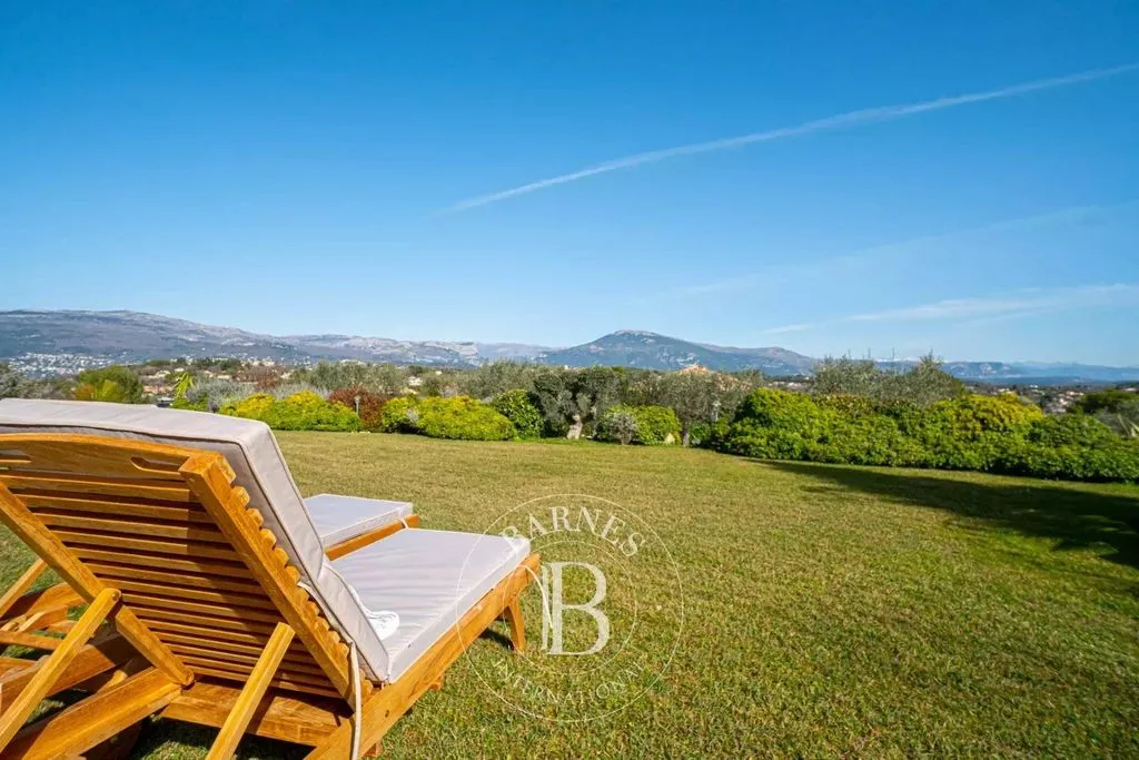 Aed - Luxury Villa with Pool in Valbonne
