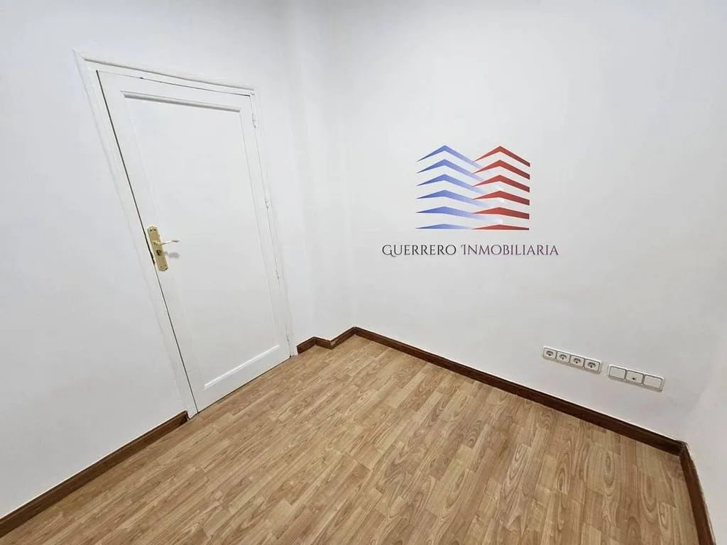 Toad - Apartment with Ascensor in Retiro, Madrid