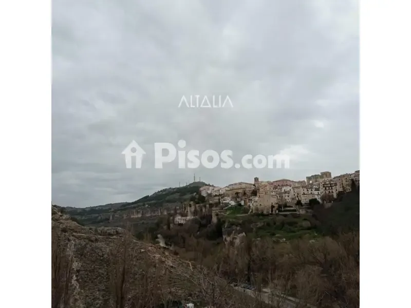 Apartment with Balcony in Cuenca's Old Town