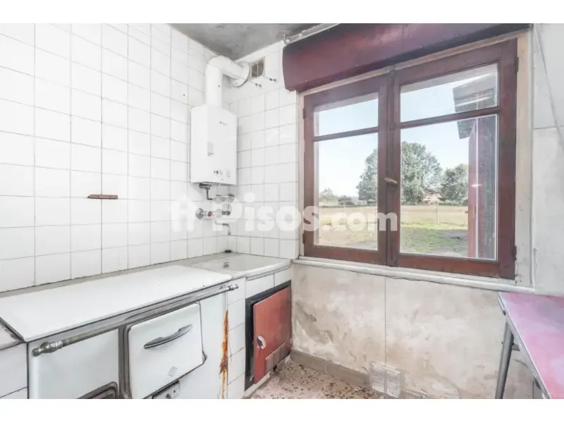 Cuisine - Adosado with Edificable Land in Llames Baxu
