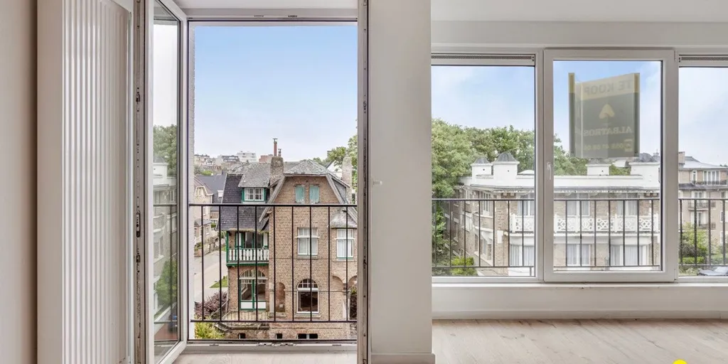 Rõdu - Renovated Apartment with Beach Proximity in De Panne