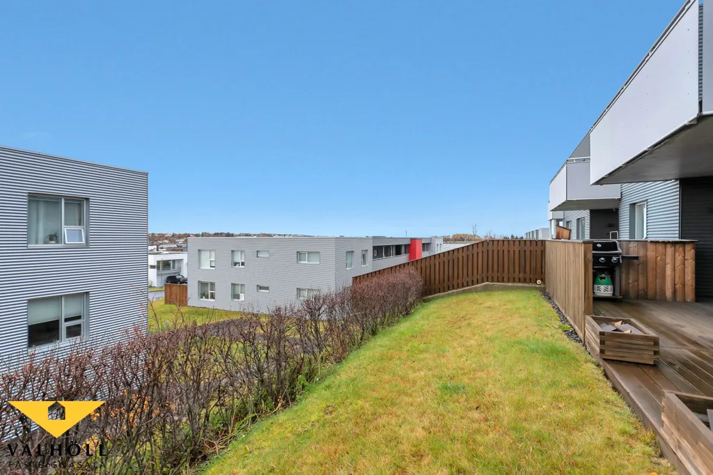 Vista aerea - Accessible Three-Bedroom Flat with Balcony in Akrahverfi