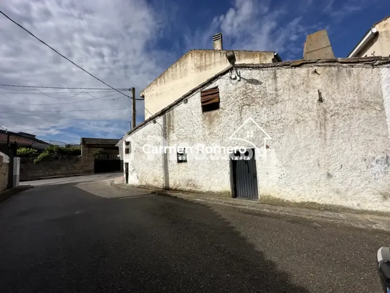 Exterior - Traditional Rustic House in Salamanca