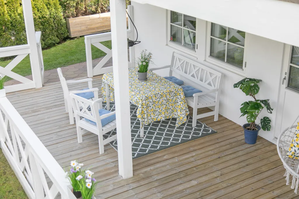 Terrasse - Modern Villa with Pool in Northern Lännersta