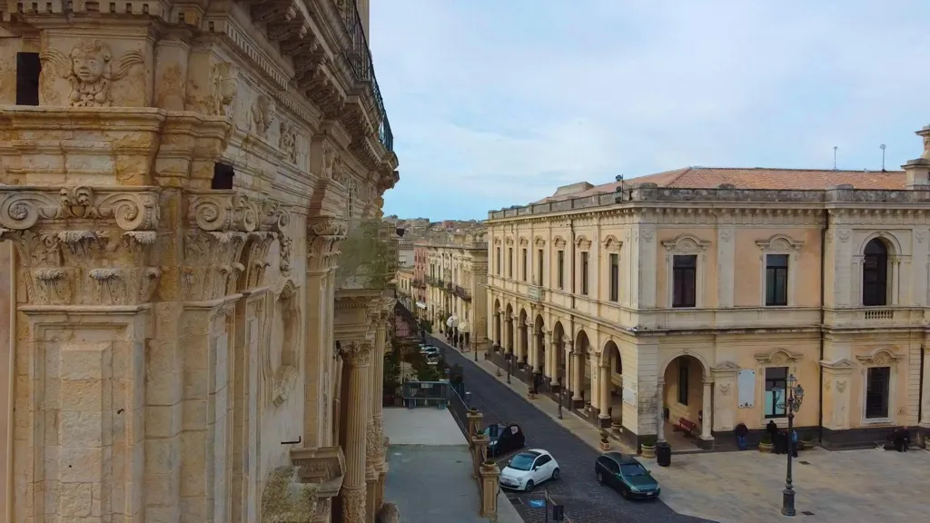 Exterior - Apartment with Panoramic Terrace in Palazzolo Acreide