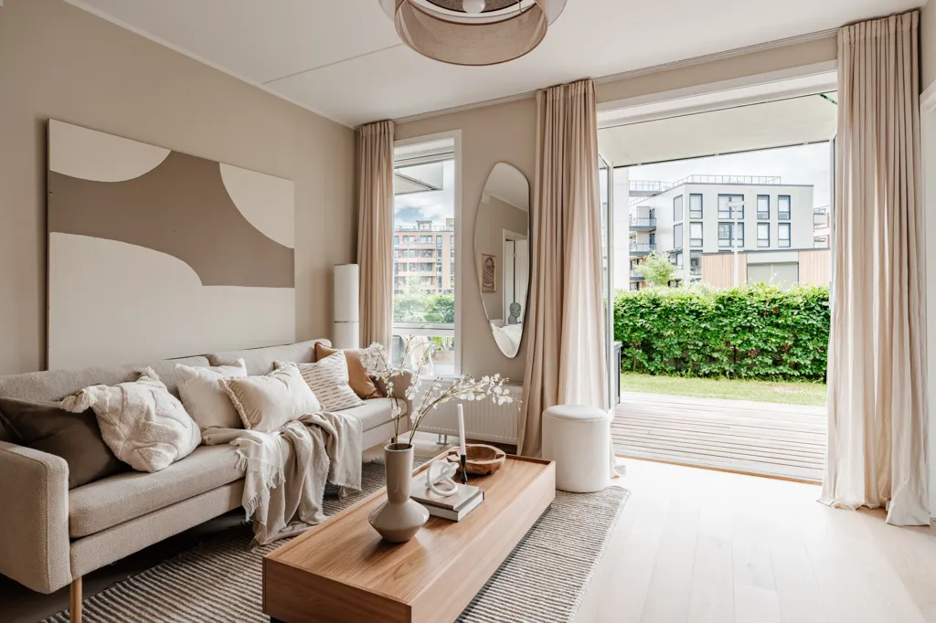 Living Room - 3-Bedroom Apartment with Garden Access in Oslo