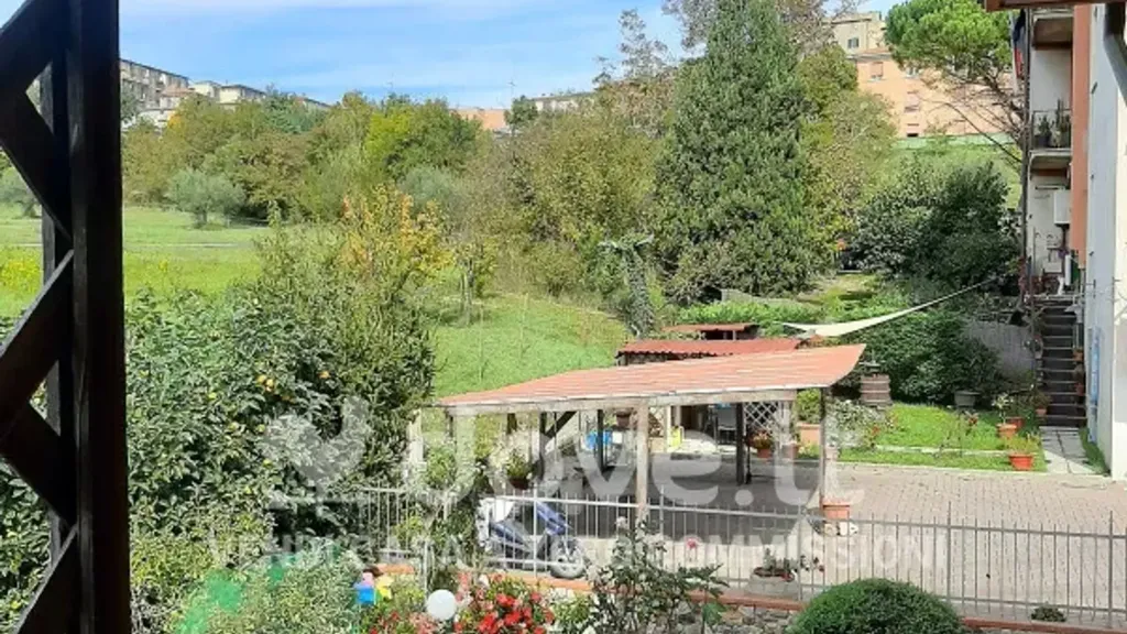 Jardin - Trilocale with Terraces in Chianciano Terme
