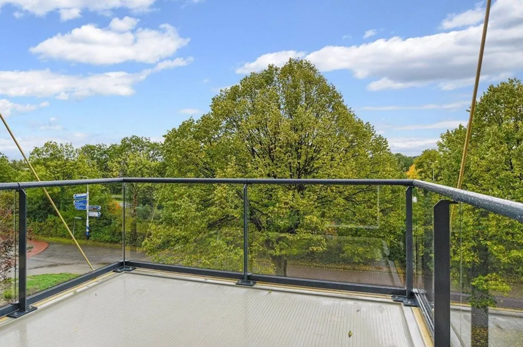 Balcon - Luxury 1-Bedroom Apartment with Private Outdoor Space in Rhoon