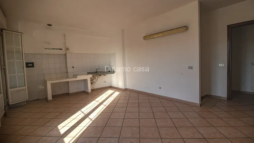 Cuisine - Apartment with Industrial Warehouse in Carmignano