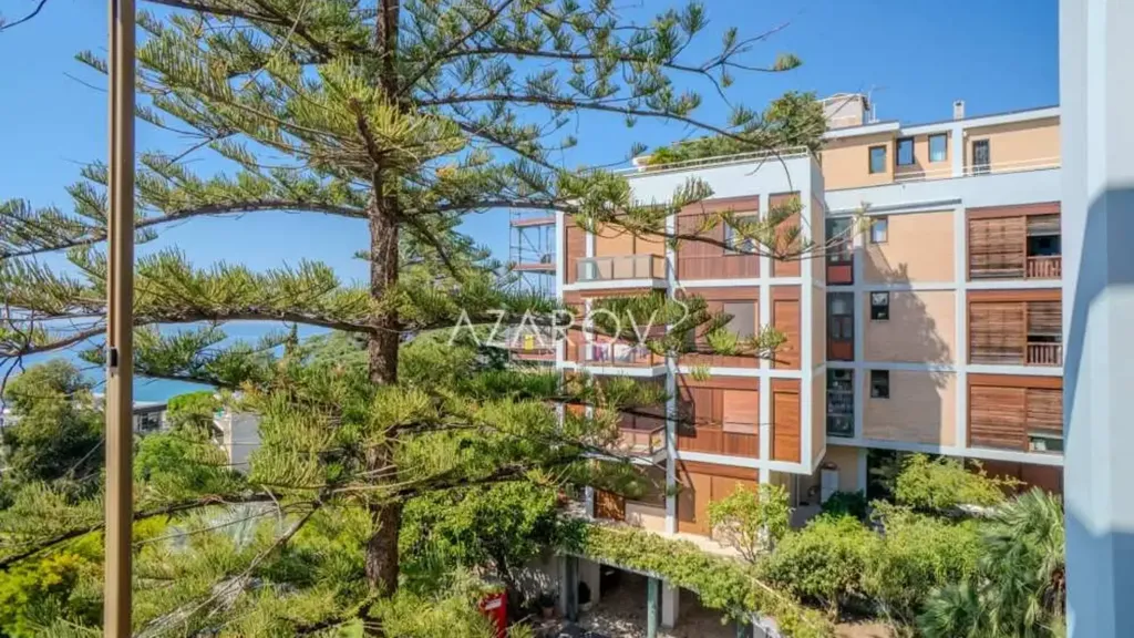 Balcon - Luxury Triplex with Sea View in Sanremo