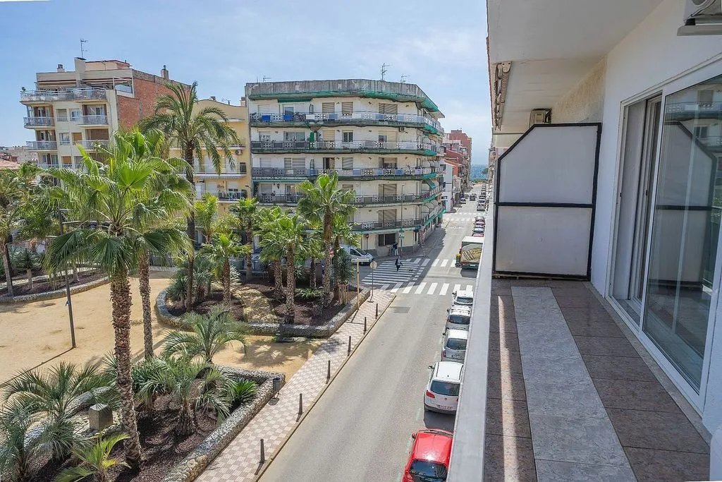 Rõdu - Apartment with Terrace in Centre Pineda de Mar