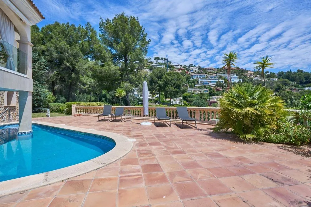 Bassein - Luxury Villa with Golf Views in Son Vida