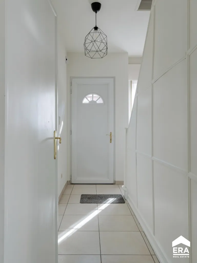 Entrée - Maison avec Jardin et Jacuzzi à Nieuwerkerken