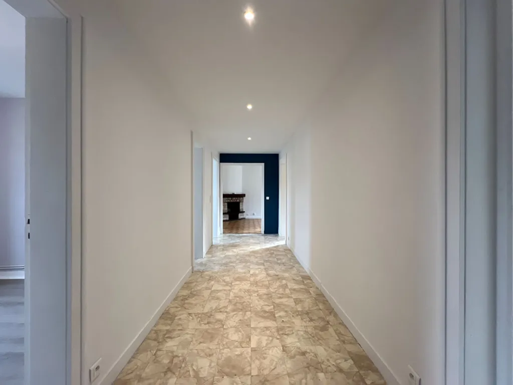 Entrée - Appartement avec Jardin et Garage à Bar-le-Duc