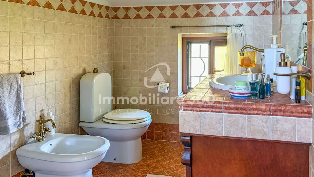 Bagni - Arched Villa with Private Gardens in Rovito