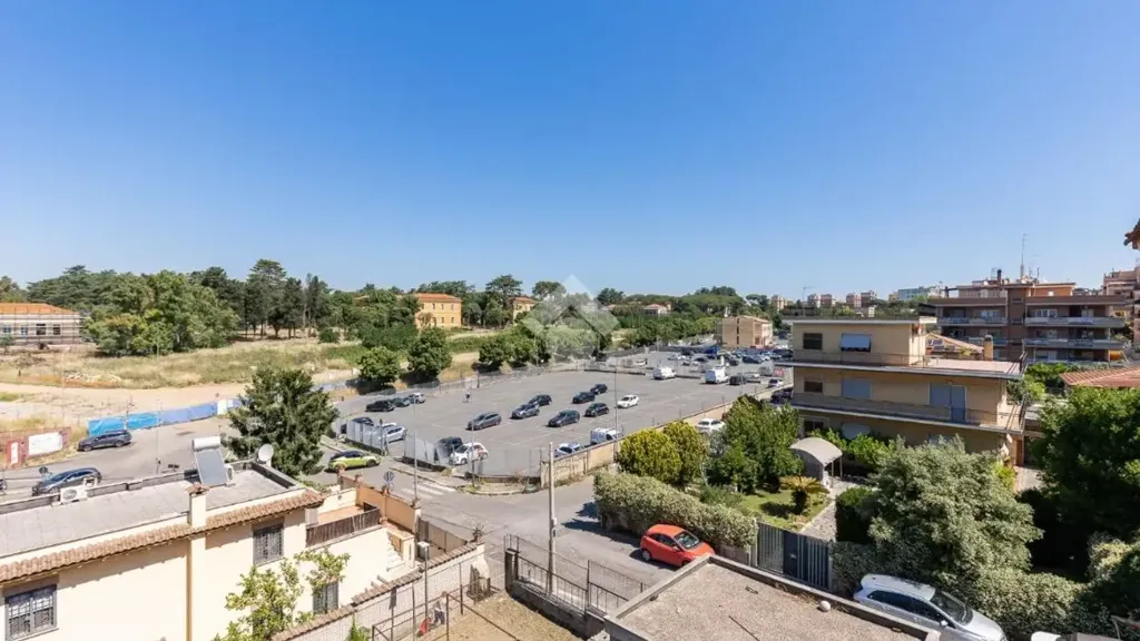 Balcon - Two-Bedroom Apartment with Balcony in Rome