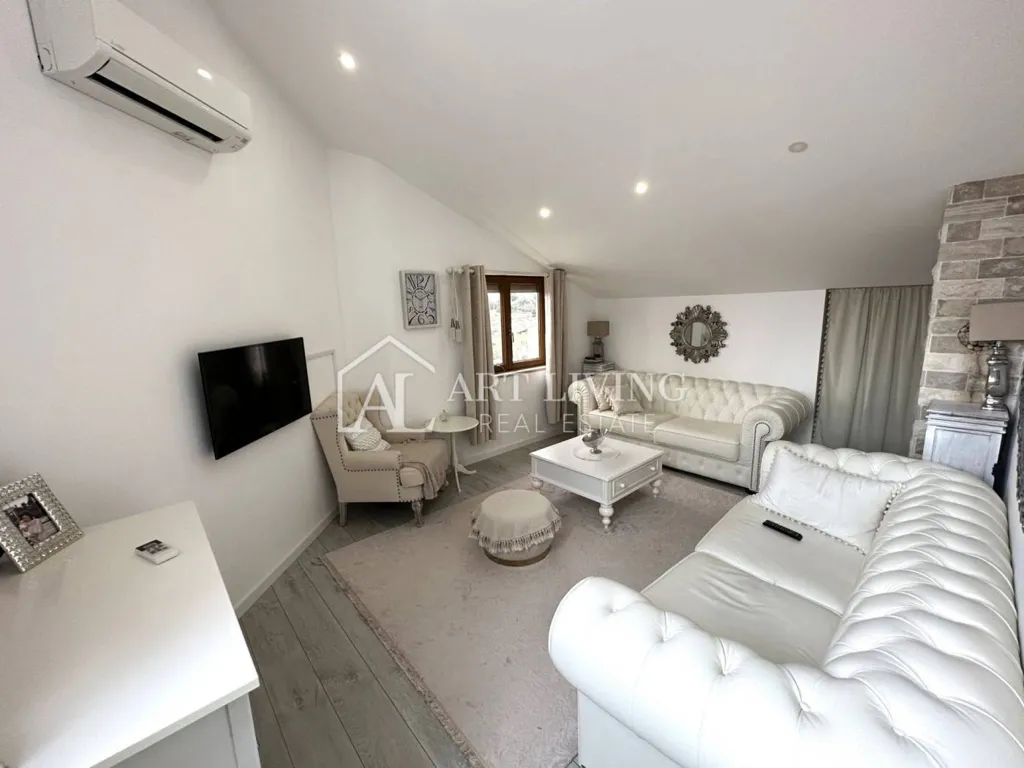 Séjour - Two-Bedroom Apartment with Sea View in Vrsar