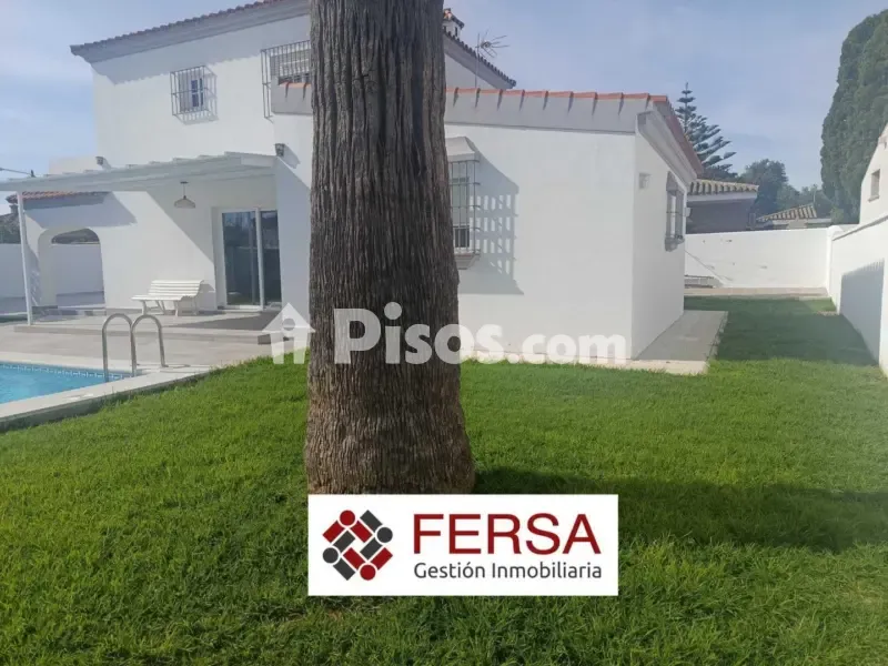 Exterior - Ample Chalet with Pool on Carretera de Sanlúcar-Sudamérica