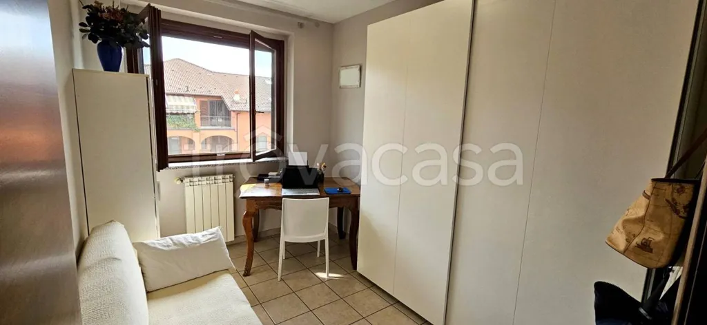 Kabinet - Apartment with Balcony and Box in Chivasso