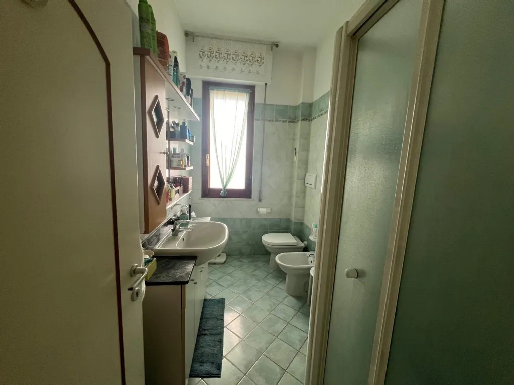 Vannitoad - Quadrilocale with Terrace in Empoli