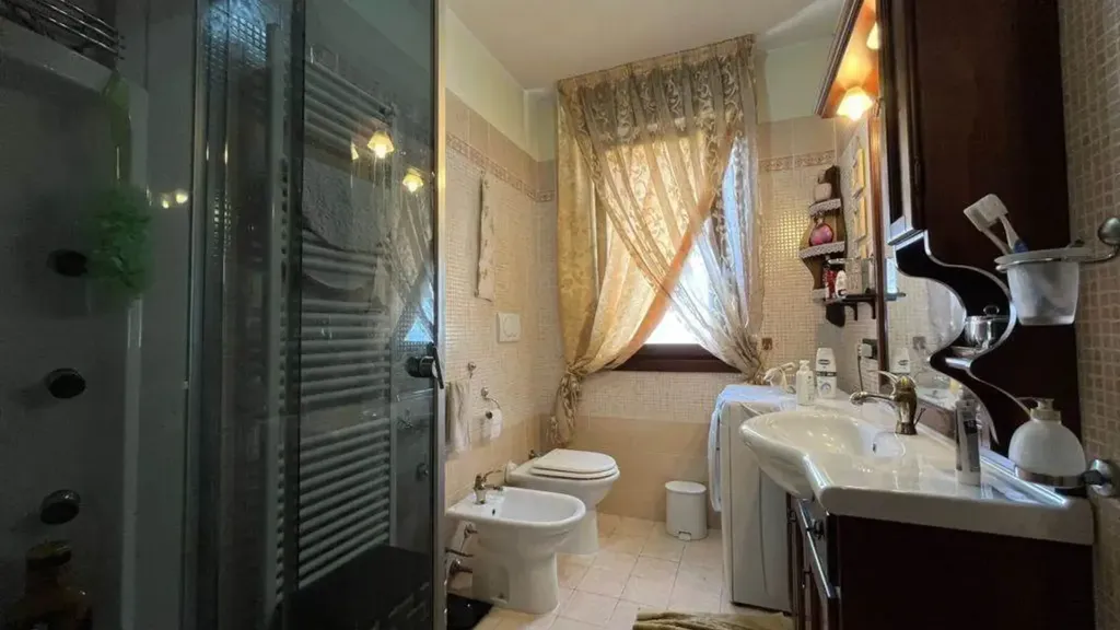 Salles de bain - Bright Apartment with Terrace in Montecchio Maggiore