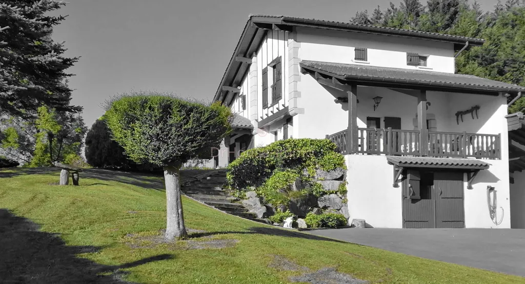 Extérieur - Villa Basque avec Vue sur la Rhune à Urrugne