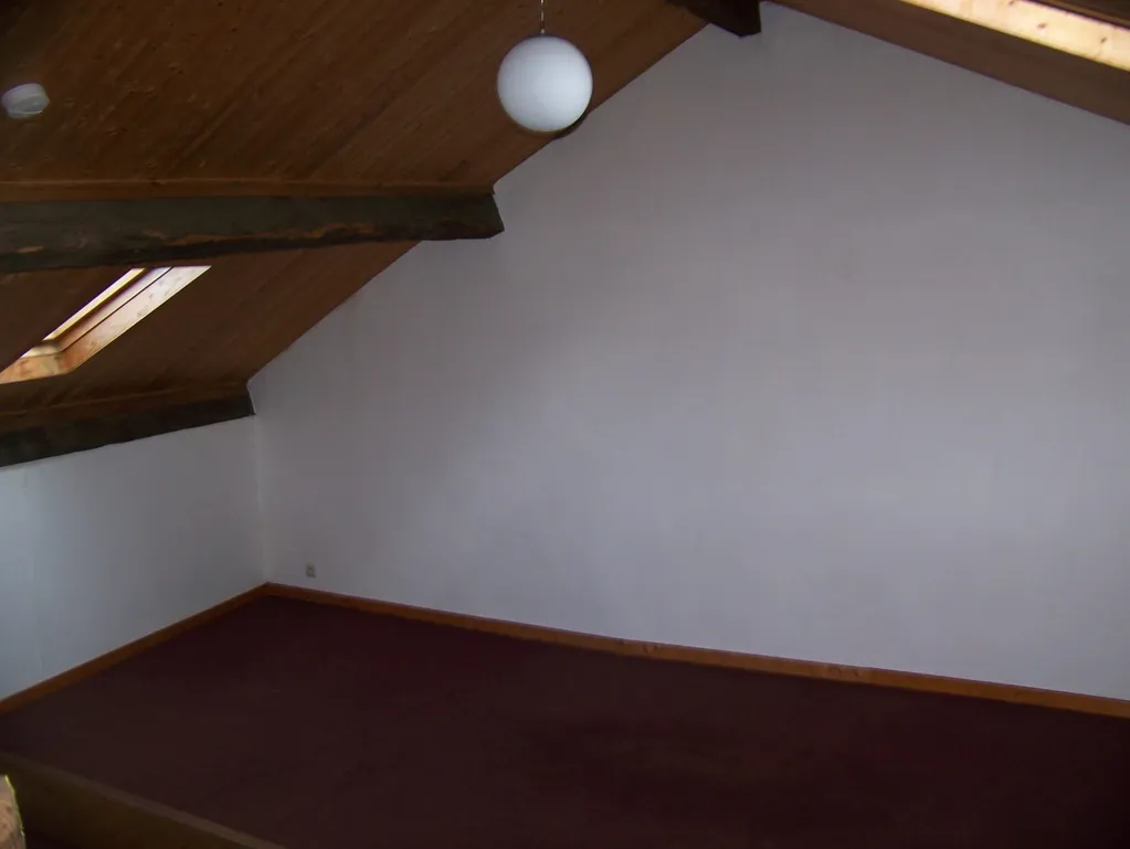 Toad - Duplex Apartment in Florenville Centre