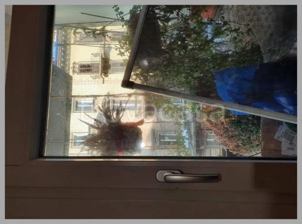 Toad - Auction Apartment with Balcony in Turin