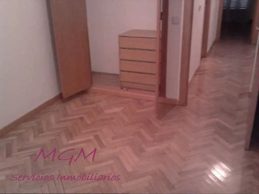 Hallway - 2-Bedroom Flat with Balcony in Chueca