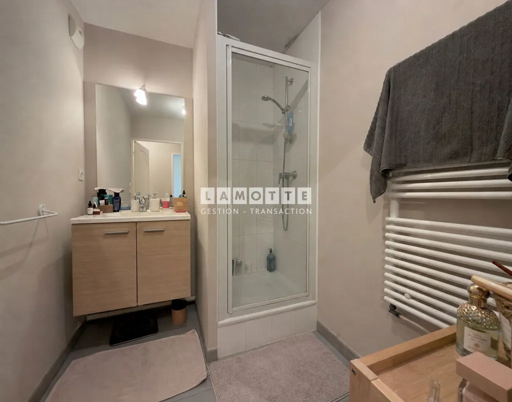 Vannitoad - 2-Bedroom Apartment with Balcony in Bruz