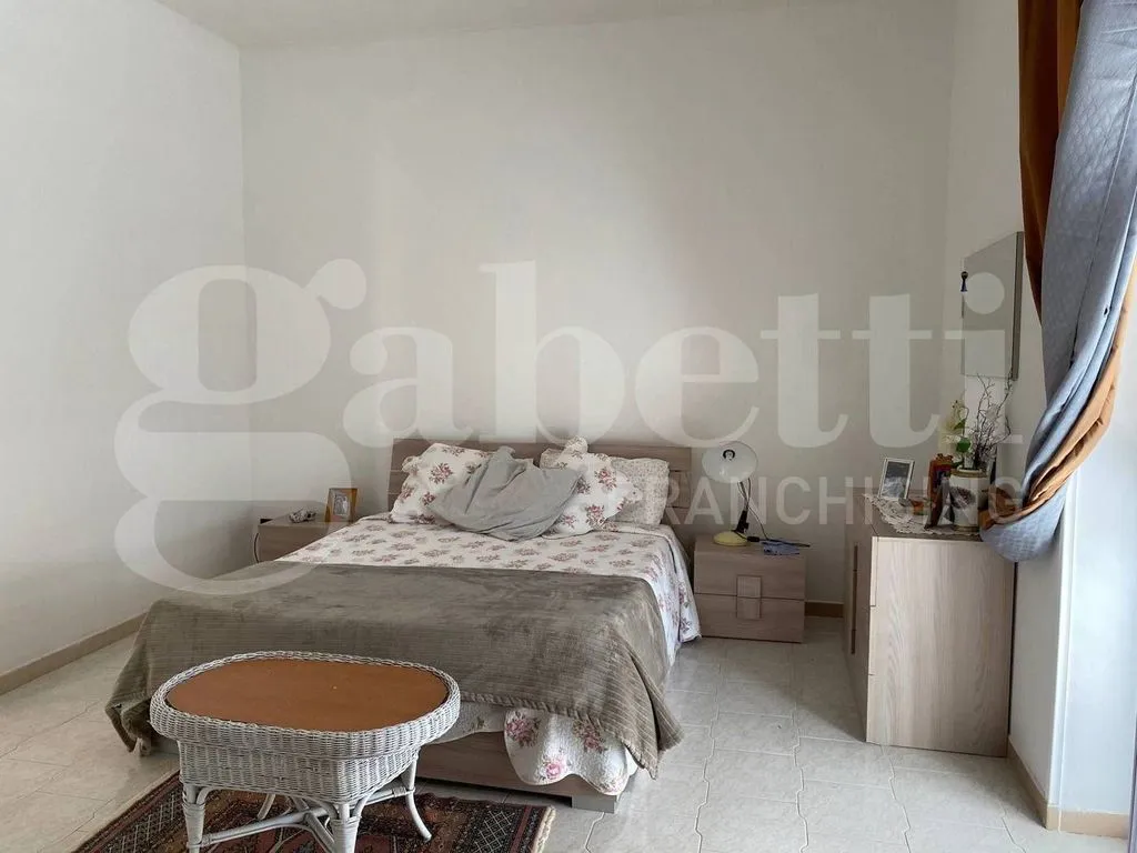 Bedrooms - Versatile Villa with Garden in Trani