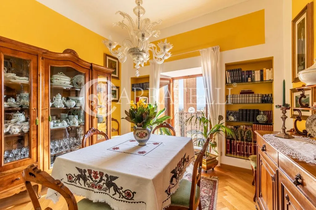Söögituba - Luxury Penthouse with Panoramic Views in Siena