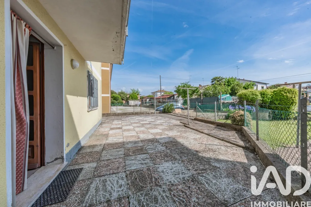 Terrasse - Villa with Courtyard in Massa Fiscaglia