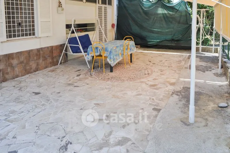 Terrass - Ground Floor Trilocale with Garden in Maierà