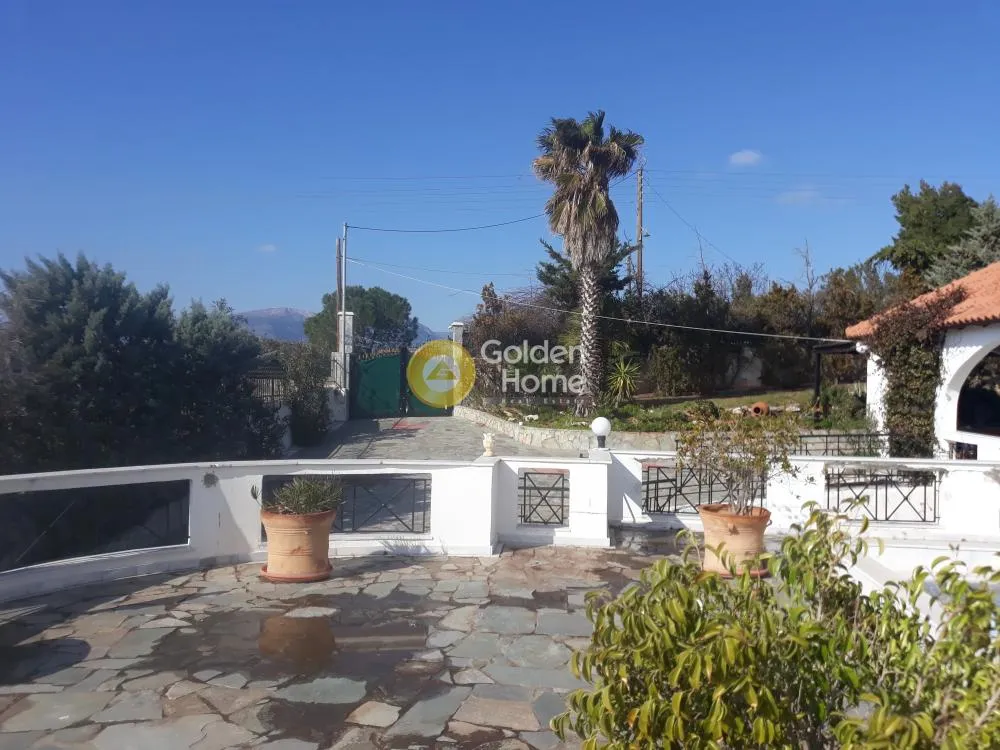 Terrasse - Villa with Sea View in Koropi
