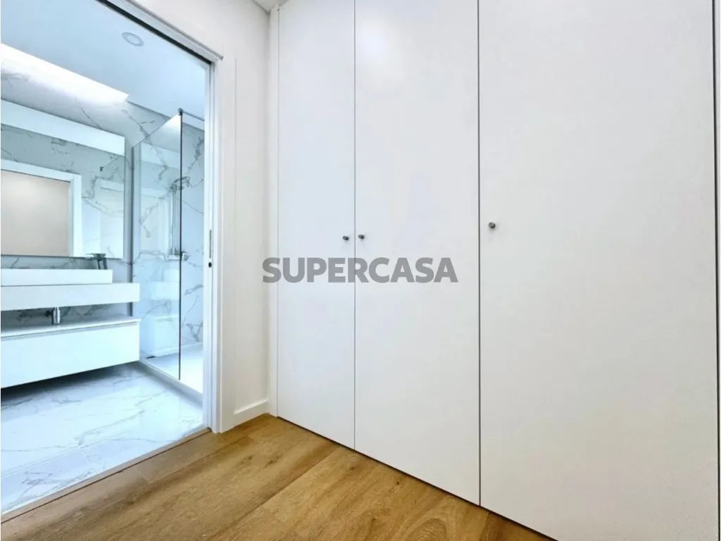 Rooms - Newly Built House with Terrace in Caparica