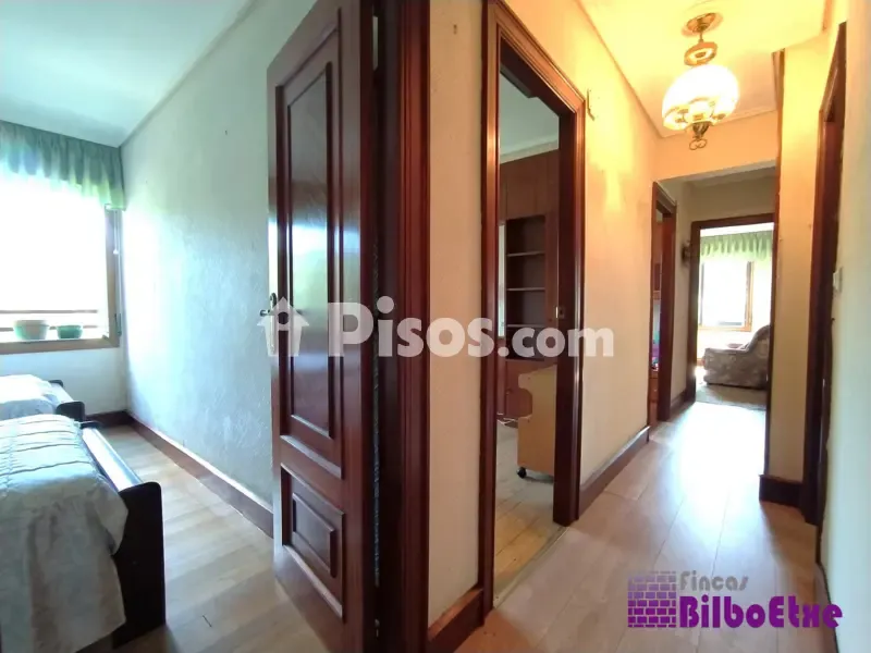 Chambres - Corner Flat with River Views in La Peña