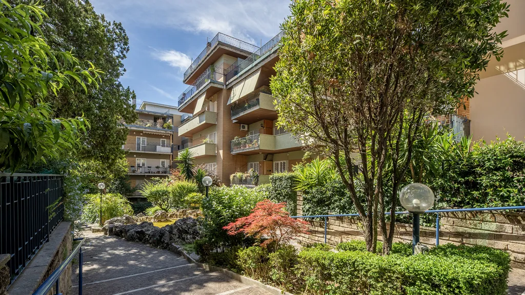 Giardino - Apartment with Terrace in Talenti, Rome