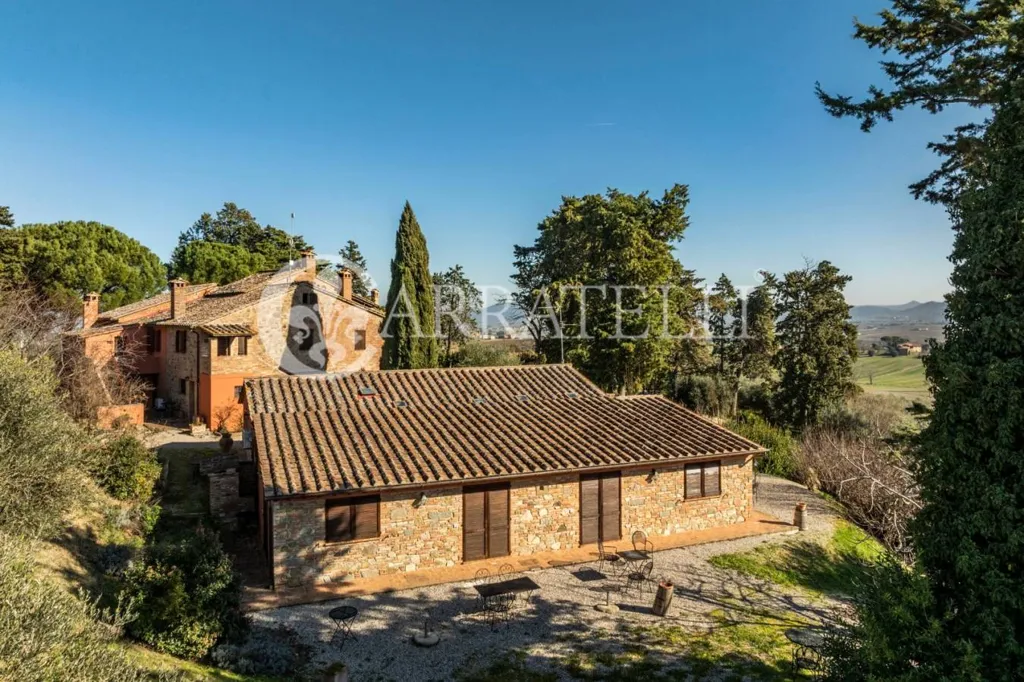 Õhuvaade - Rustic Casale with Pool in Castiglione del Lago