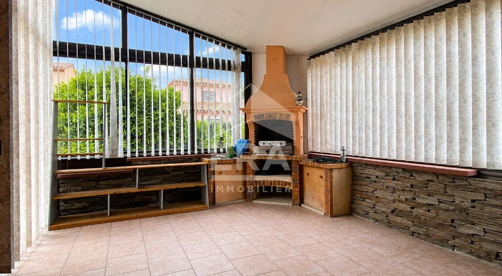Terrasse - Maison Plain Pied avec Piscine au Boulou