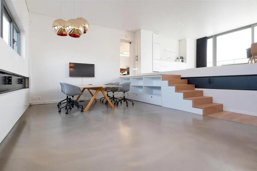 Salle à manger - Loft Industriel avec Terrasse à Herzele