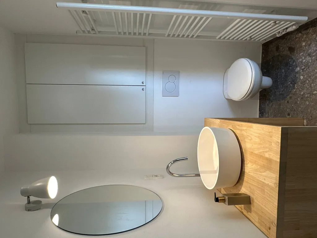 Vannitoad - Duplex Apartment with Rooftop Terrace in Antwerp
