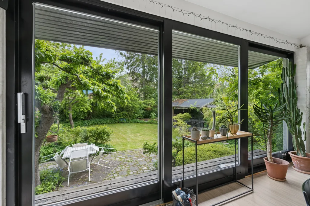 Séjour - 1930s Villa with Garden in Søborg