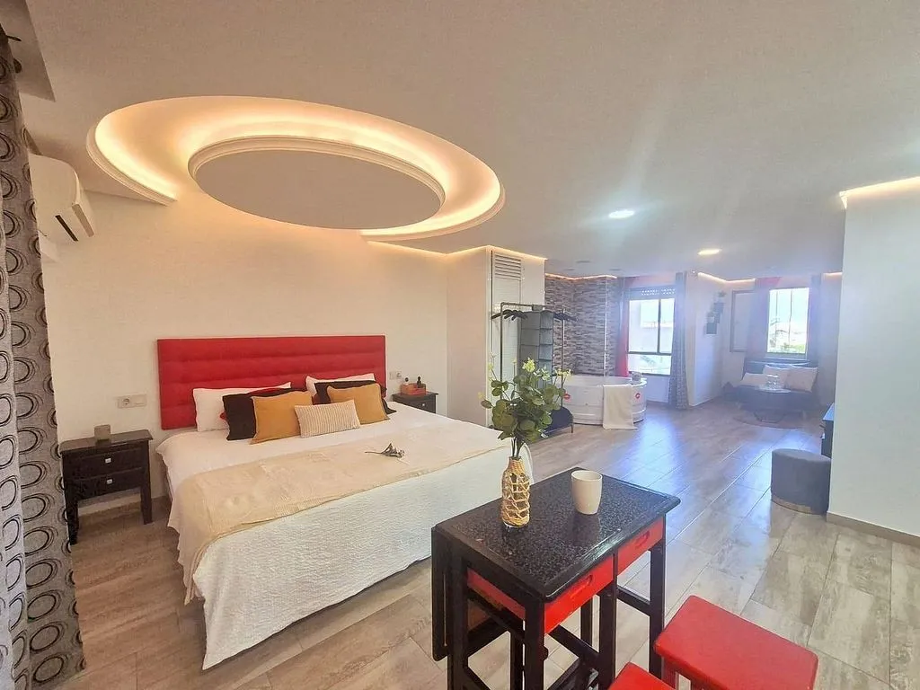 Chambres - Loft with Jacuzzi in Algeciras Old Town