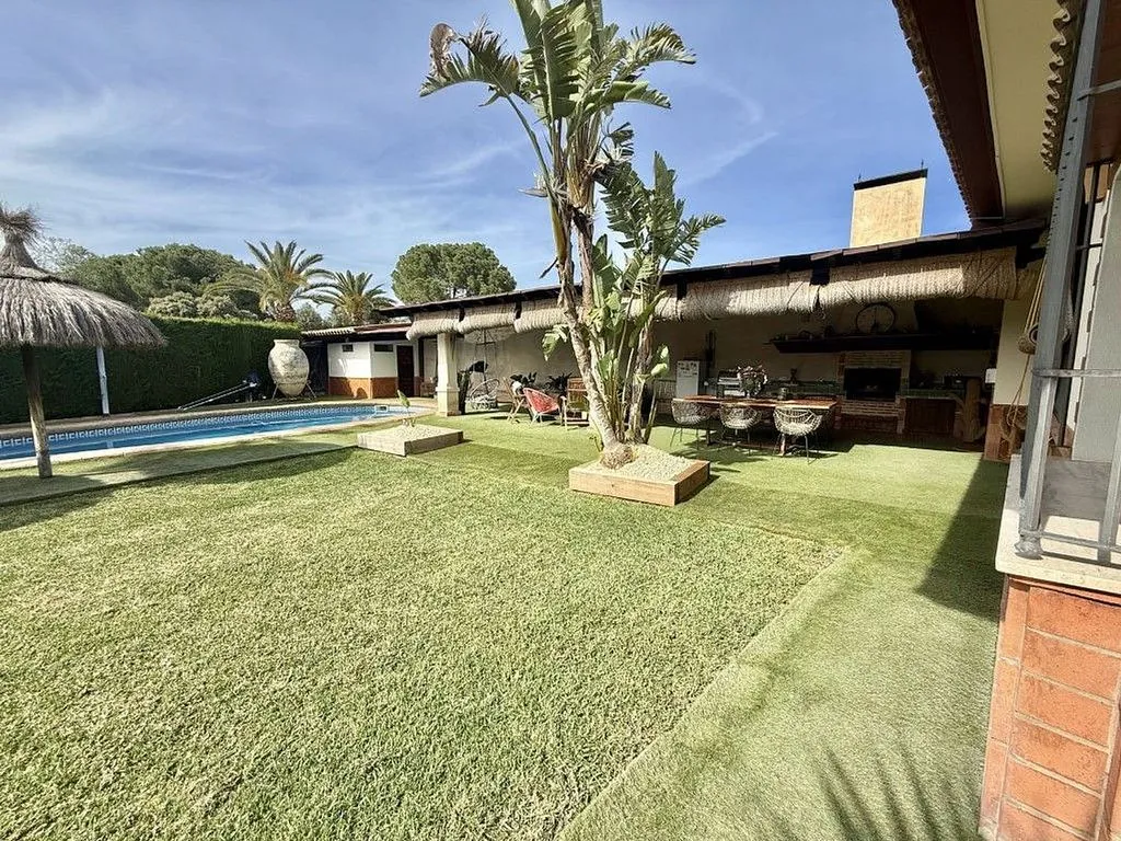Piscine - Chalet with Pool in Pino Grande Urbanisation