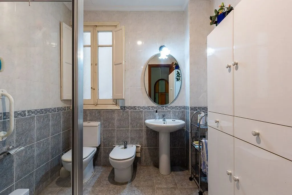 Salles de bain - Apartment with Balcony in Valencia Centre