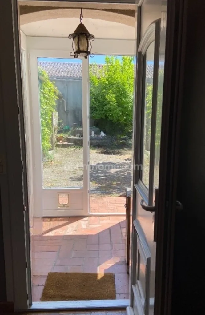 Hallway - Extended House with Garage in Angoulême