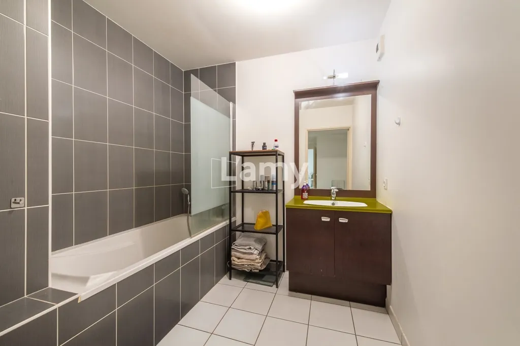 Vannitoad - Apartment with Balcony in Hyper-centre